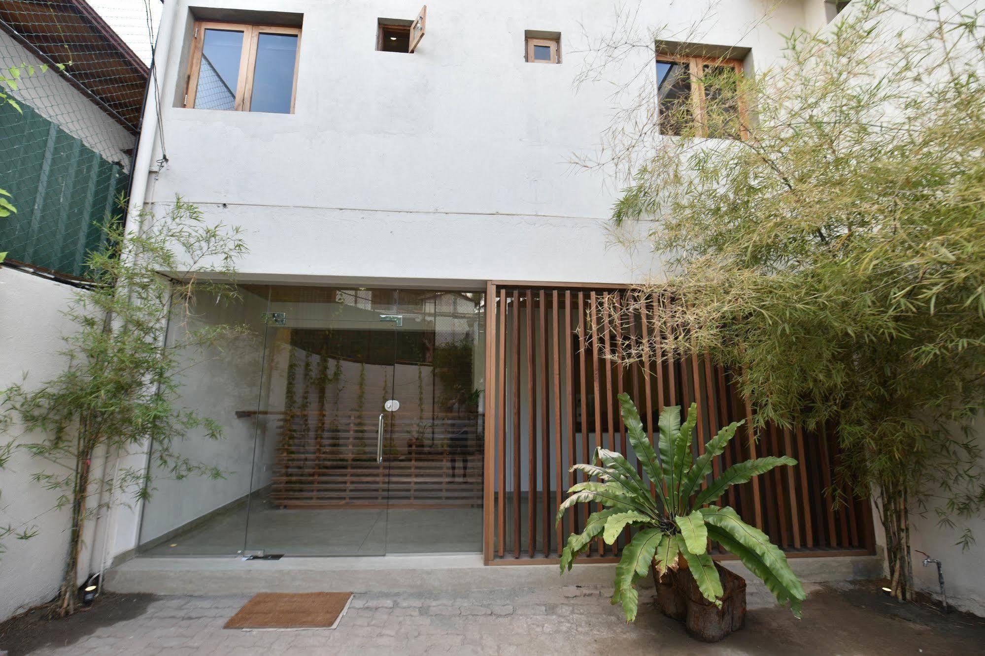 Moss Bnb Colombo Exterior photo